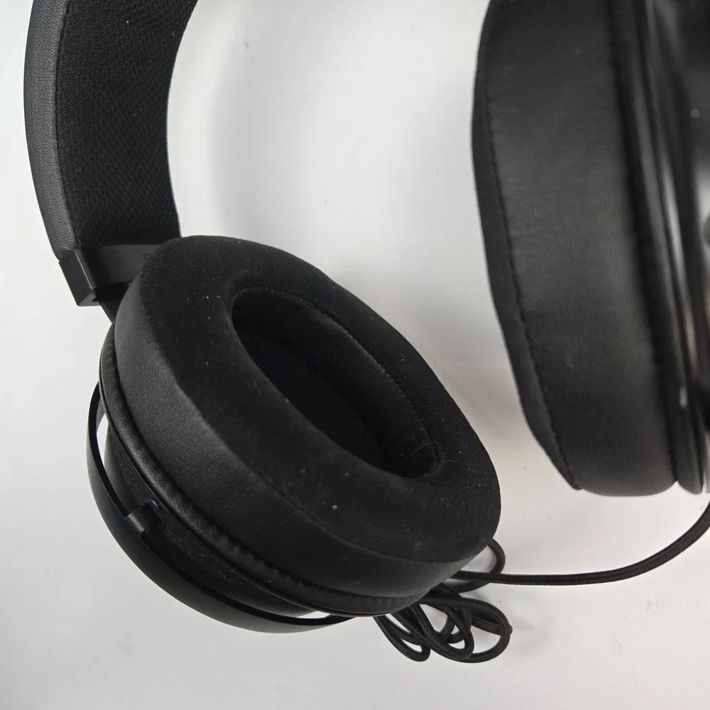 Razer Kraken Wired 7.1 Surround Sound Gaming‎ Headset - Retractable Microphone